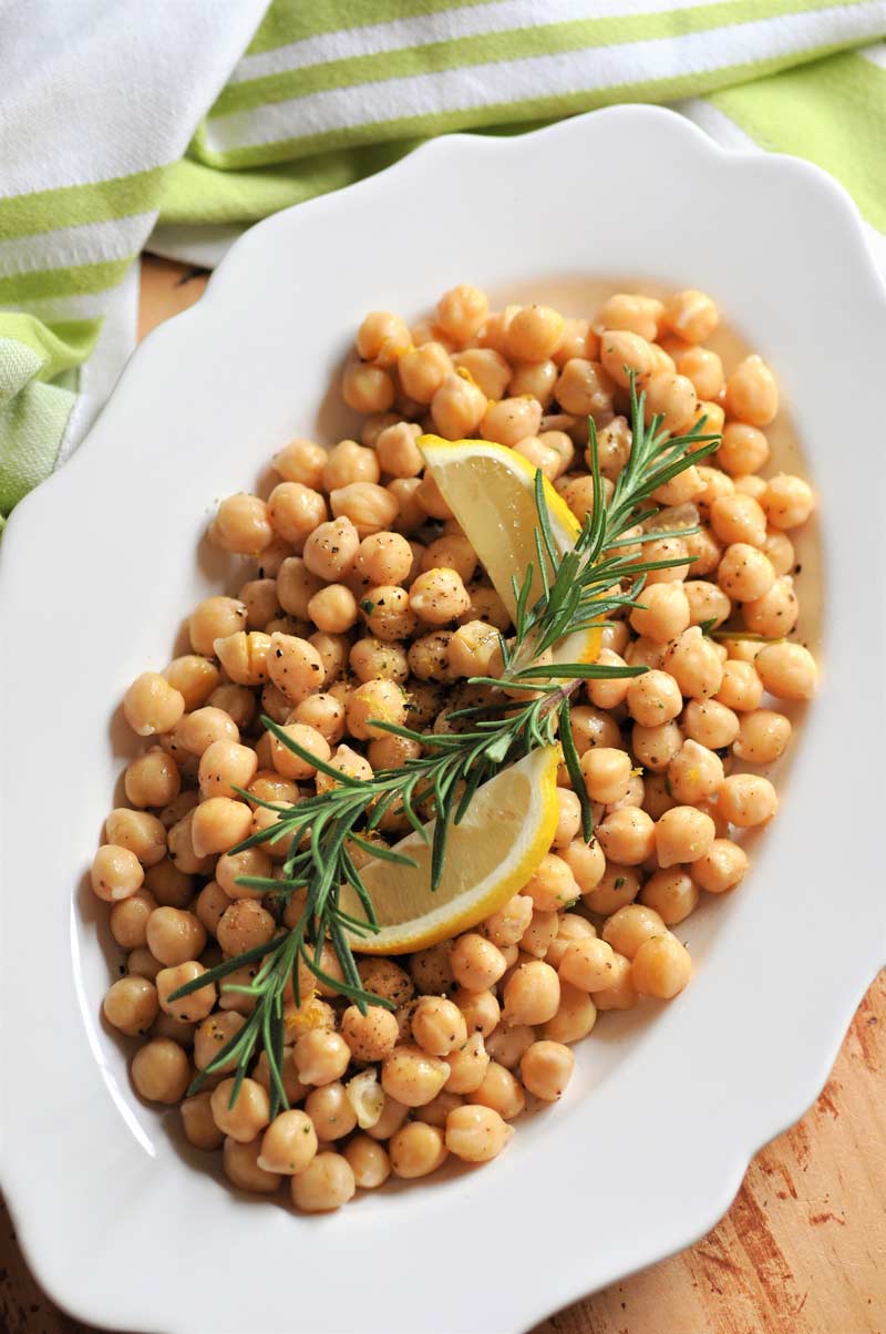 Homemade chickpeas infused with rosemary and lemon! A delicious meal or side dish.
